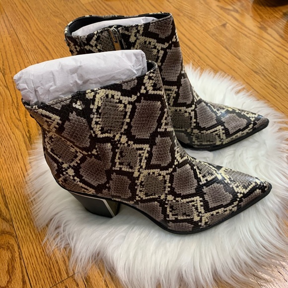 Circus woman’s cal cashmere snake print boot 6M - Picture 7 of 9